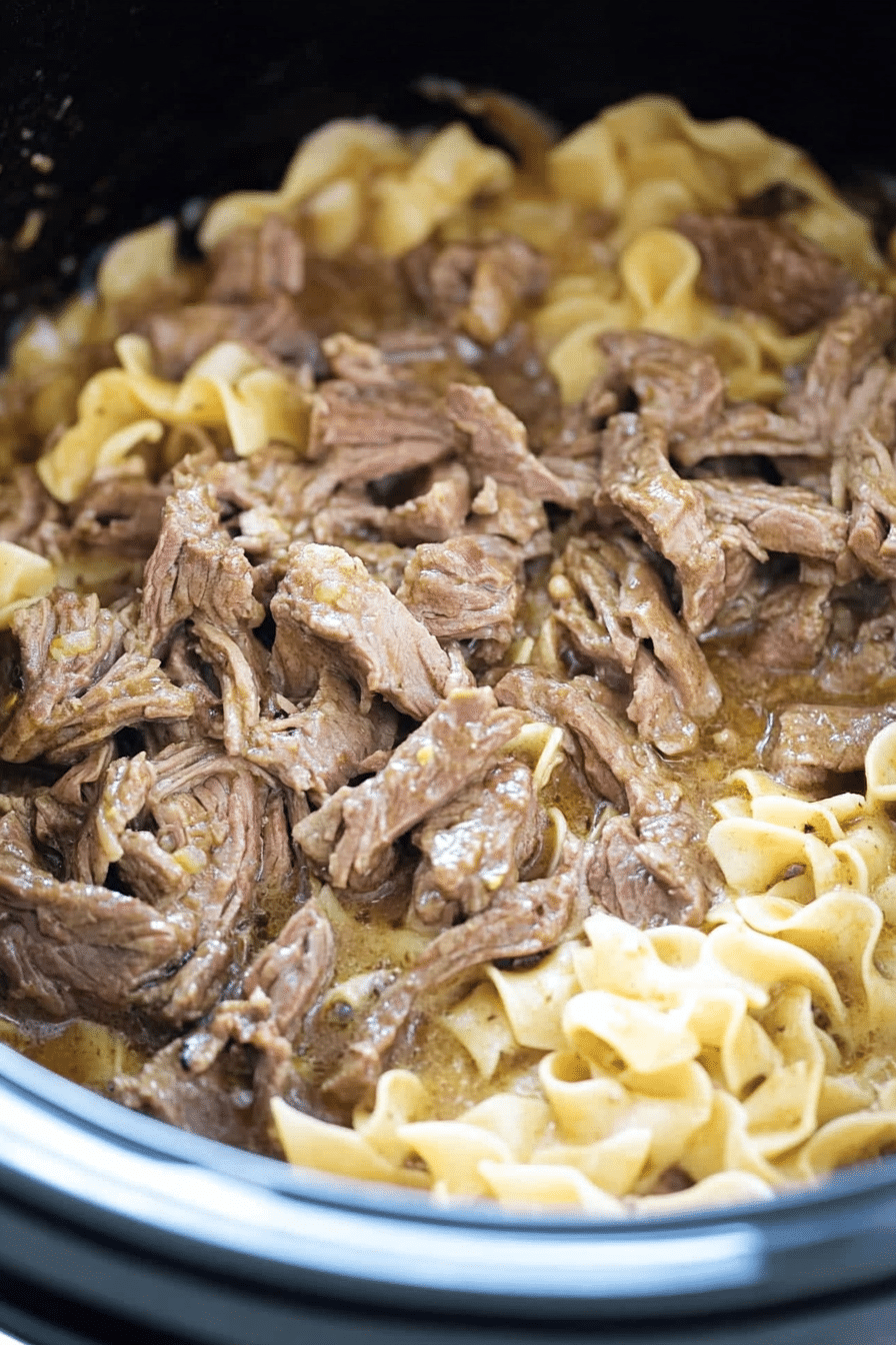 SLOW COOKER BEEF AND NOODLES