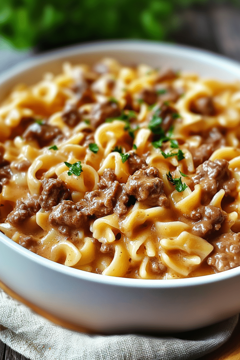 Slow Cooker Creamy Garlic Beef Pasta