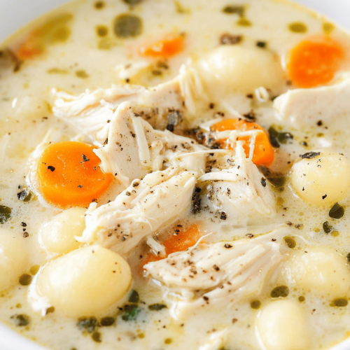 Easy Olive Garden Chicken Gnocchi Soup Recipe
