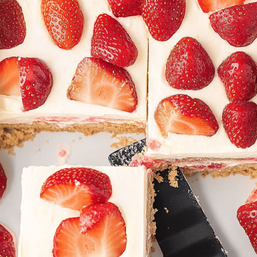 Easy Strawberry Icebox Cake Recipe