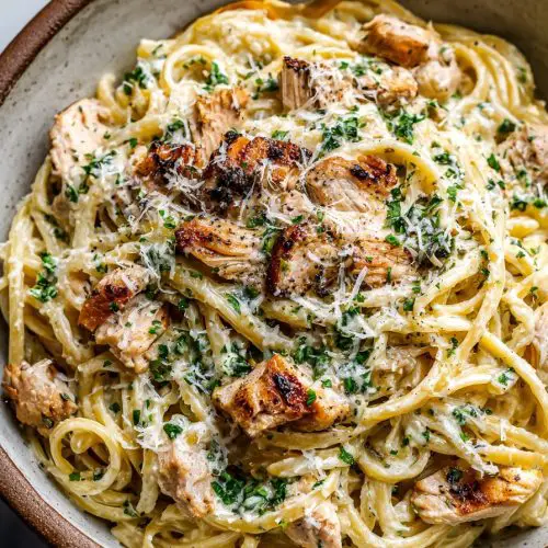 Creamy Chicken Alfredo Made Easy