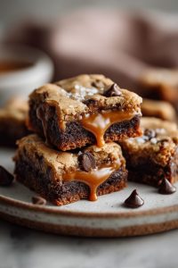 Salted Caramel Chocolate Chip Cookie Bars